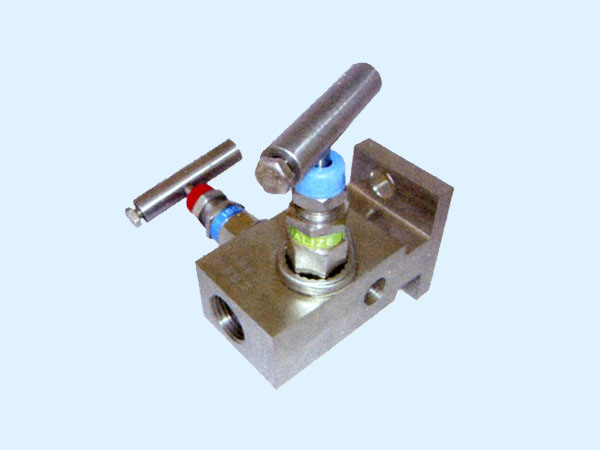 1151�Ͷ����飨T���ͣ�